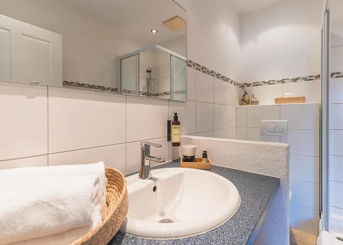 Dorfchalets - Waldi Inkl Tauern Therme Eintritt & Sommerkarte カプルーン